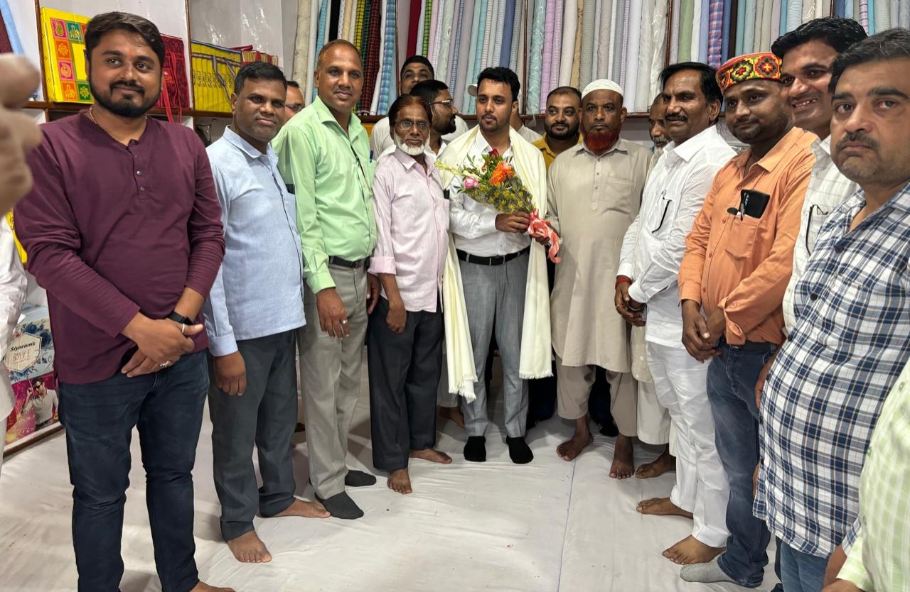 Singrauli News : अब्दुल बारी का एमपीपीएससी में चयनित होने पर कांग्रेसियों ने किया भव्य स्वागत